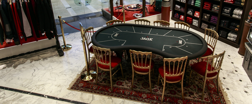 JAQK : élégance et coup de poker